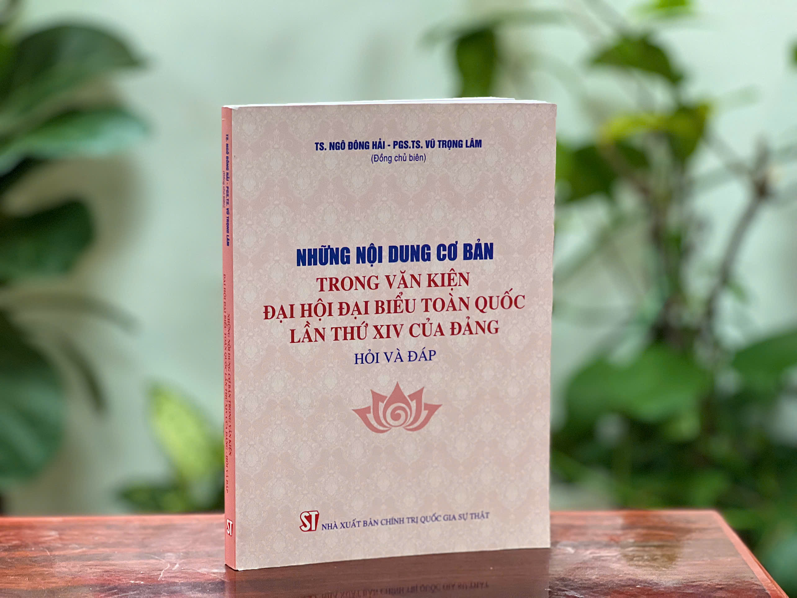 Bộ Tài liệu nghiên cứu, học tập đưa Nghị quyết Đại hội XIV của Đảng vào cuộc sống