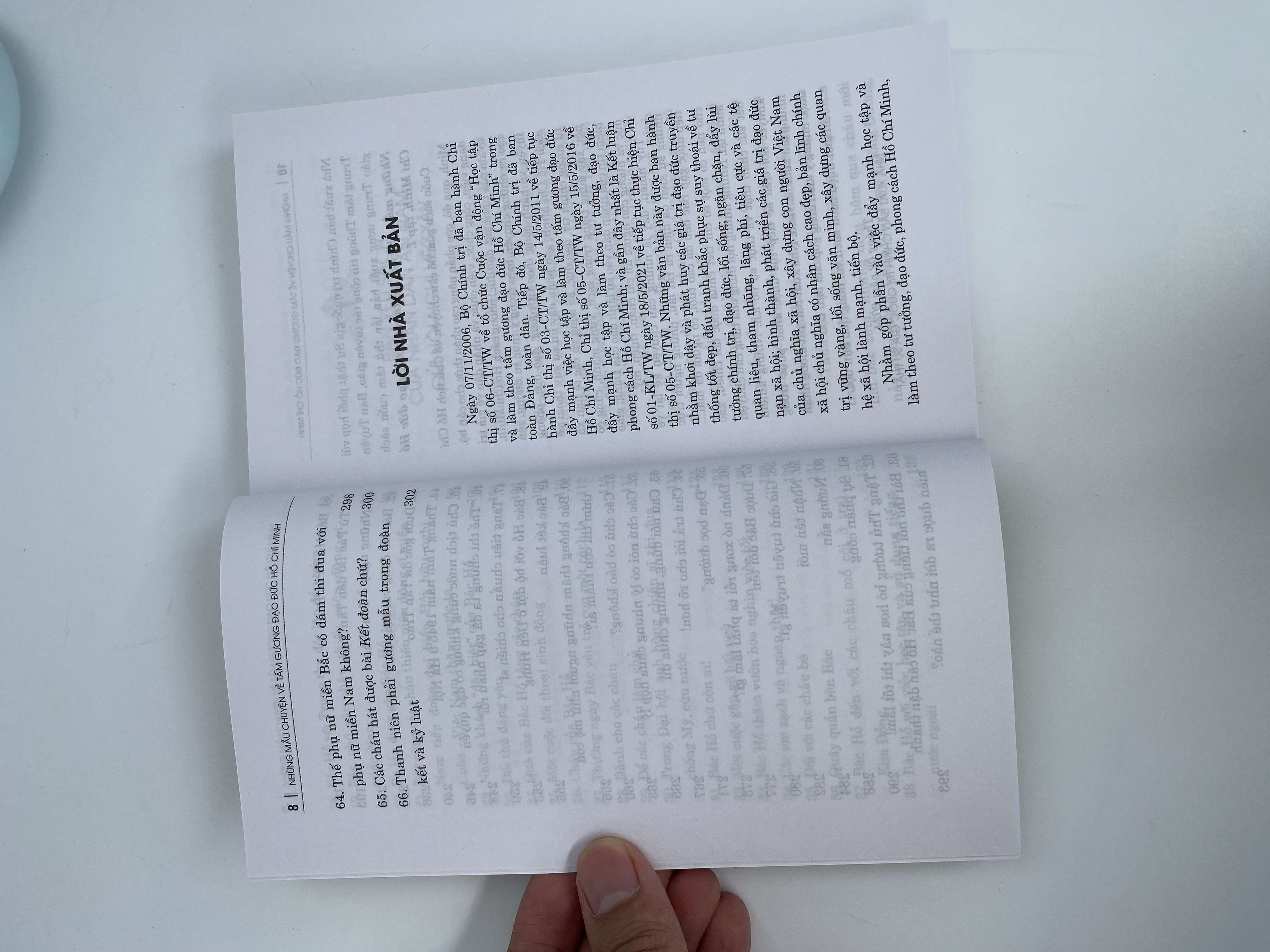 Những mẩu chuyện về tấm gương đạo đức Hồ Chí Minh - Tập I