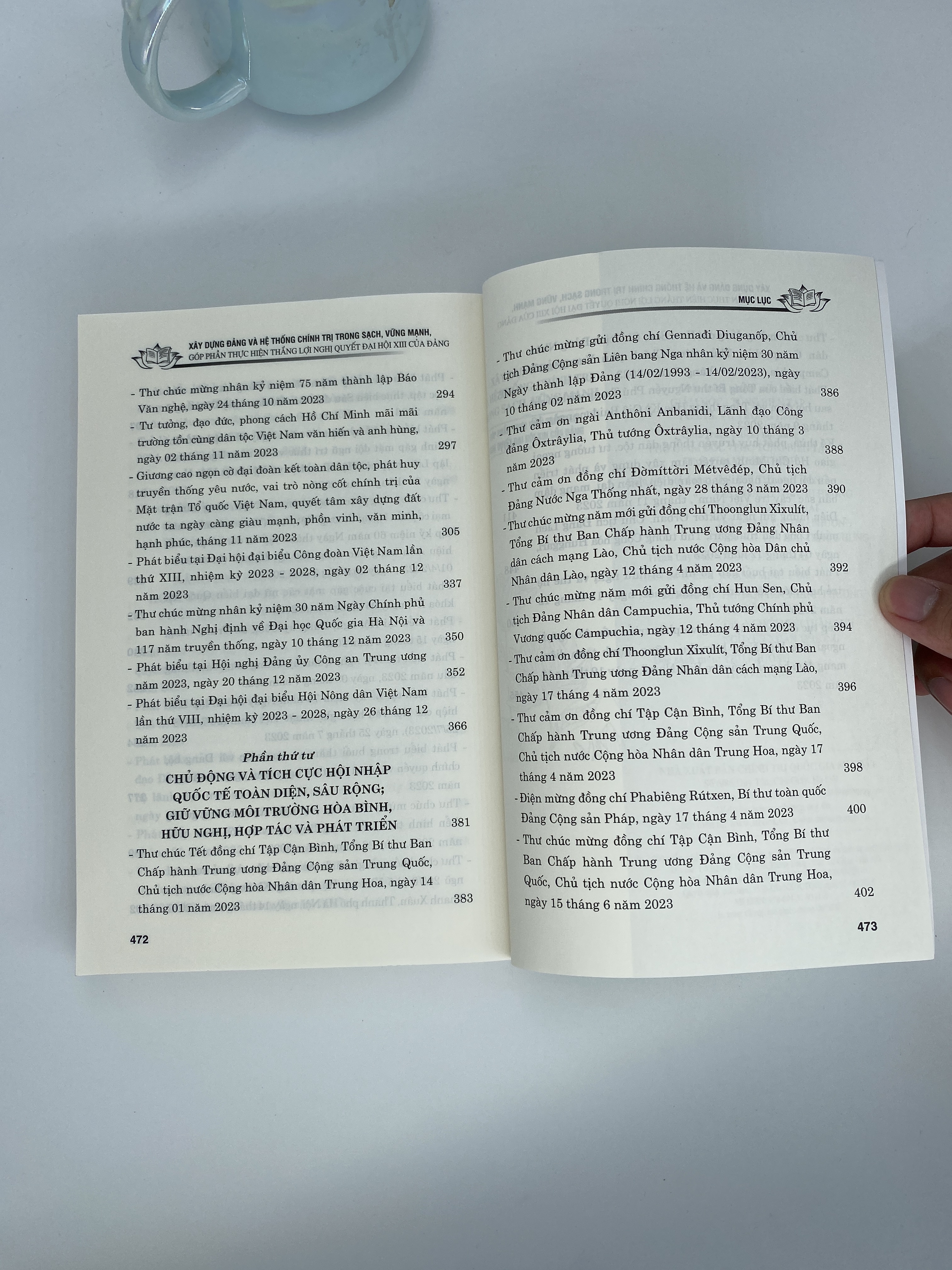 Xây dựng Đảng và hệ thống chính trị trong sạch, vững mạnh, góp phần thực hiện thắng lợi Nghị quyết Đại hội XIII của Đảng