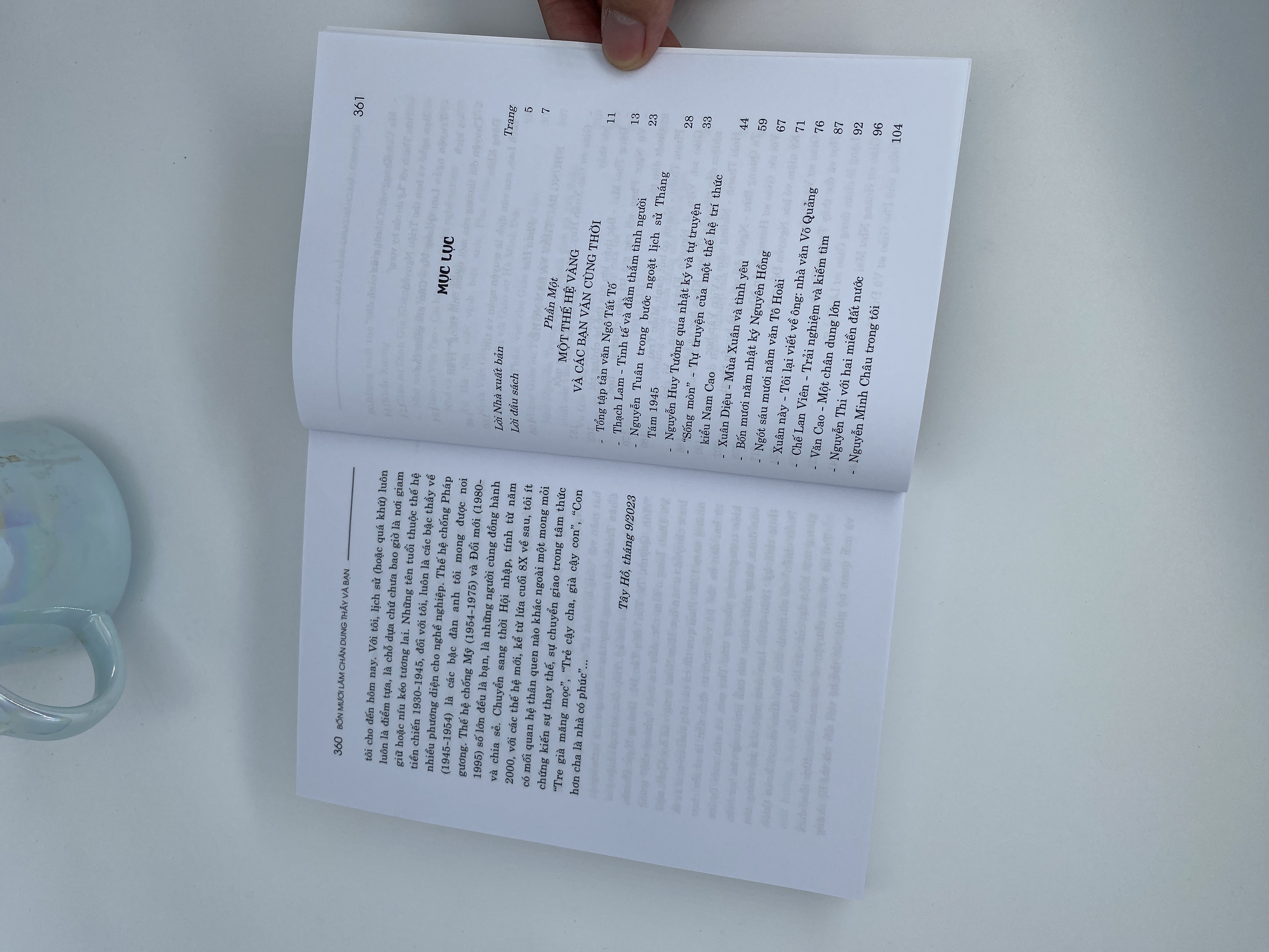 Bốn mươi lăm chân dung thầy và bạn