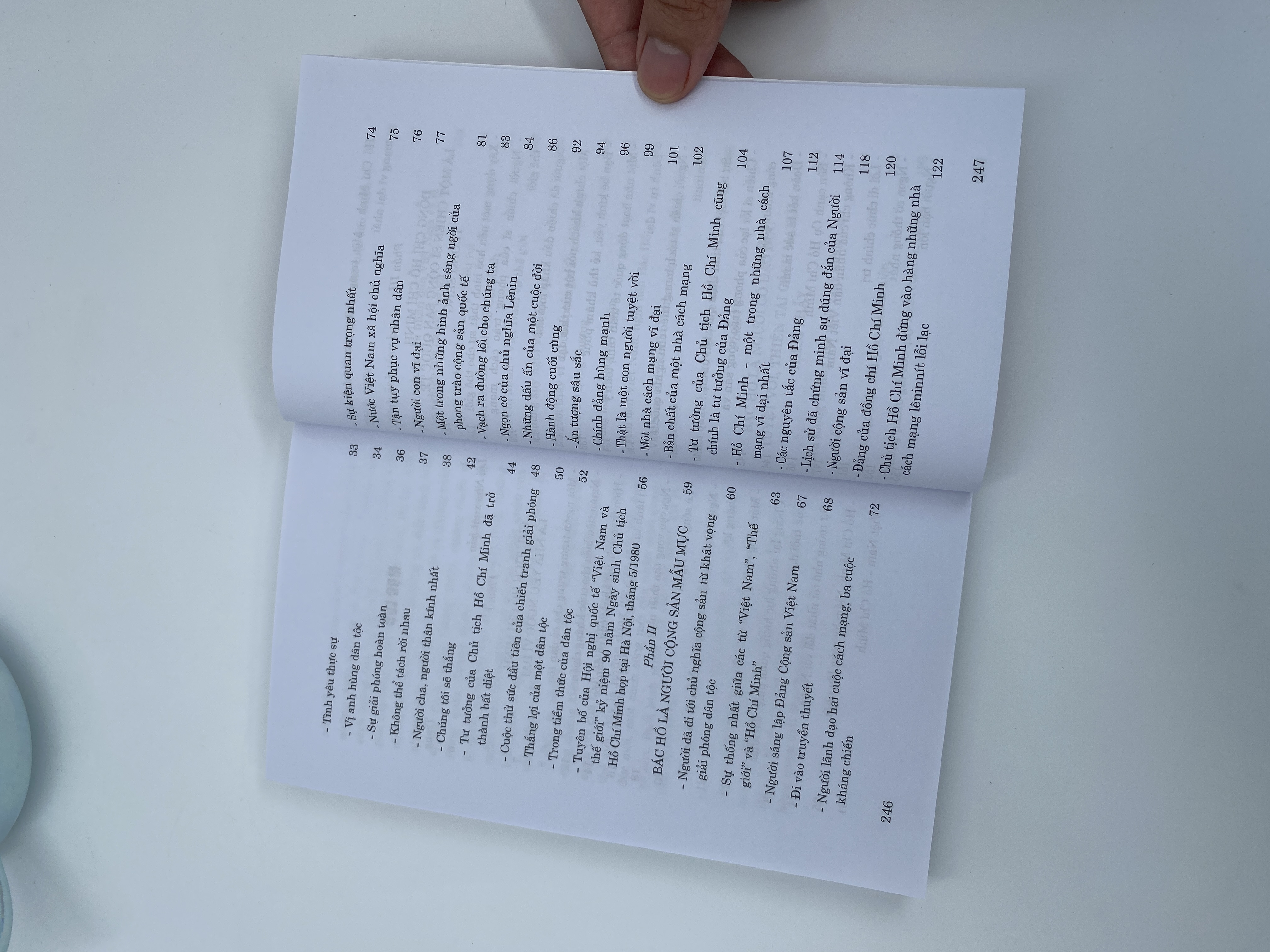 Bác Hồ trong trái tim những người bạn quốc tế