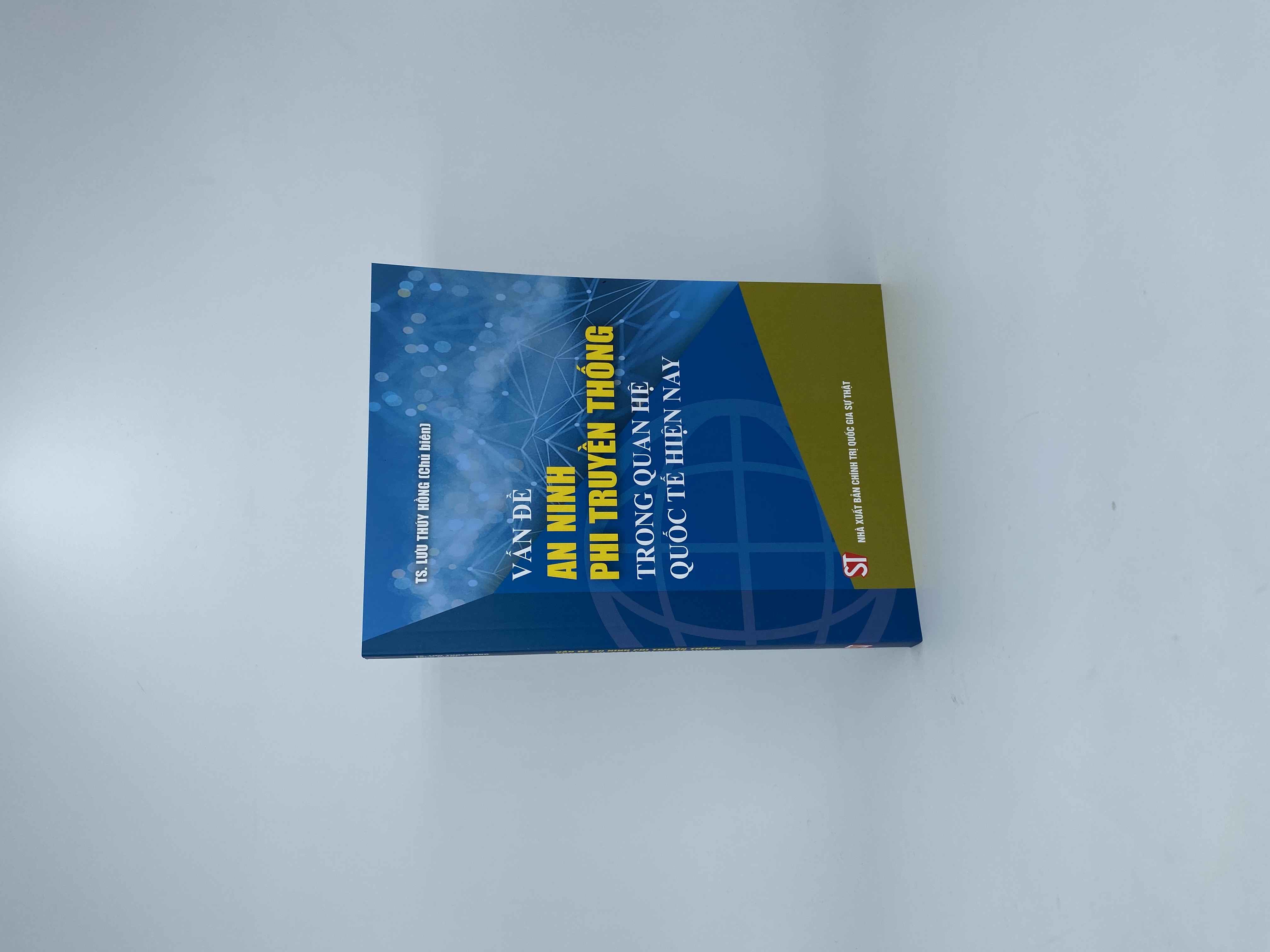 Vấn đề an ninh phi truyền thống trong quan hệ quốc tế hiện nay