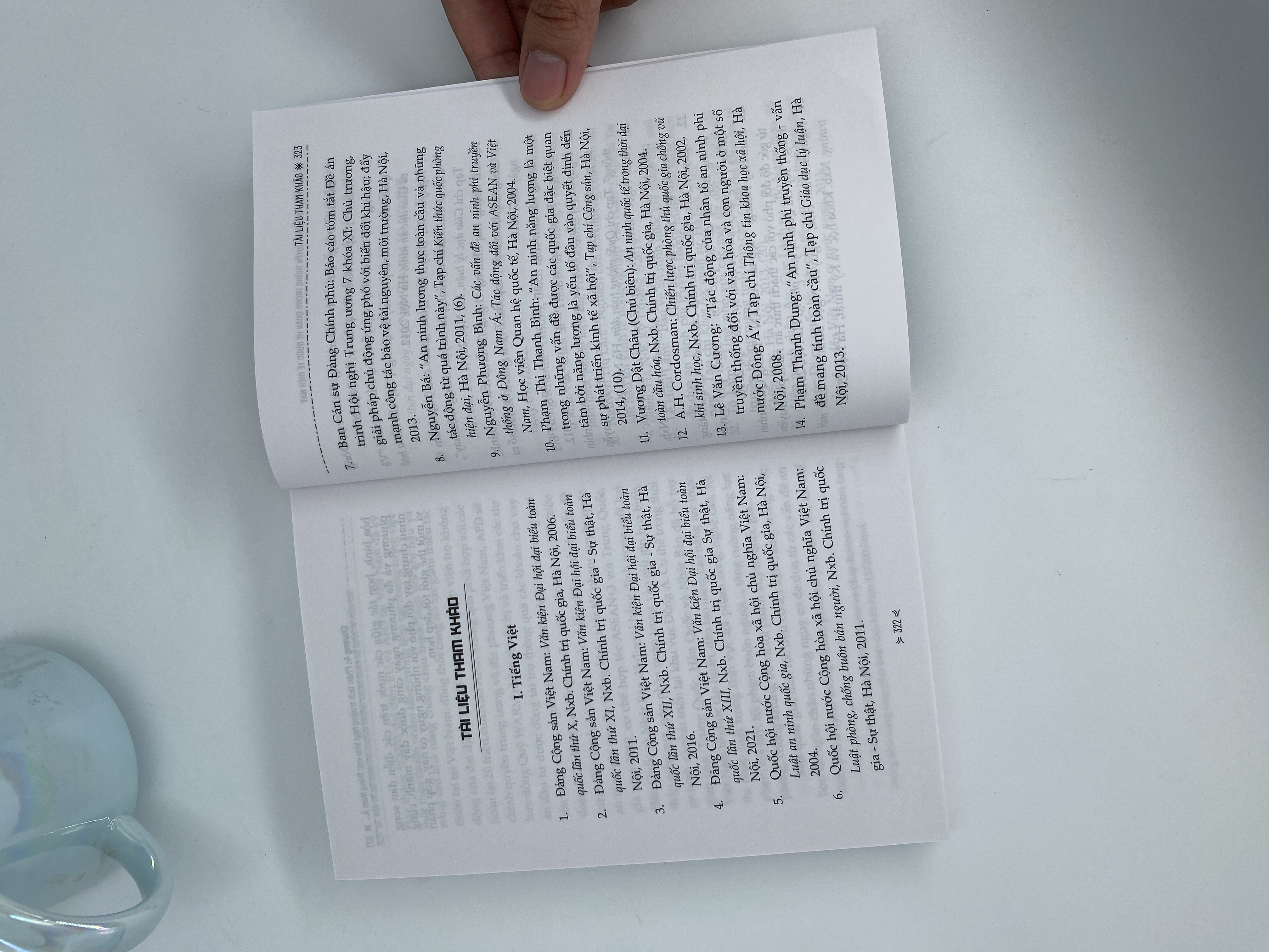 Vấn đề an ninh phi truyền thống trong quan hệ quốc tế hiện nay