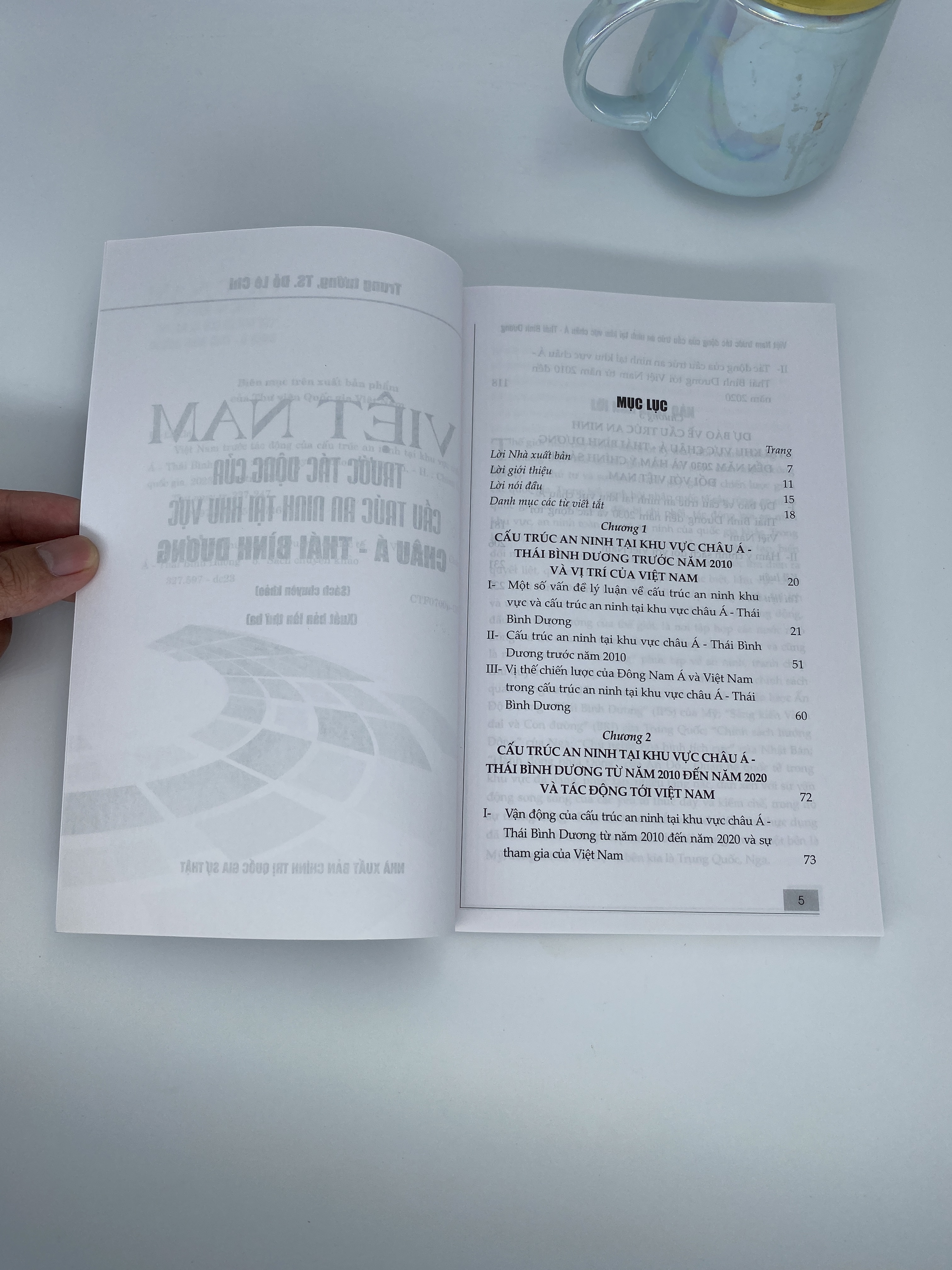 Việt Nam trước tác động của cấu trúc an ninh tại khu vực châu Á - Thái Bình Dương (Sách chuyên khảo)