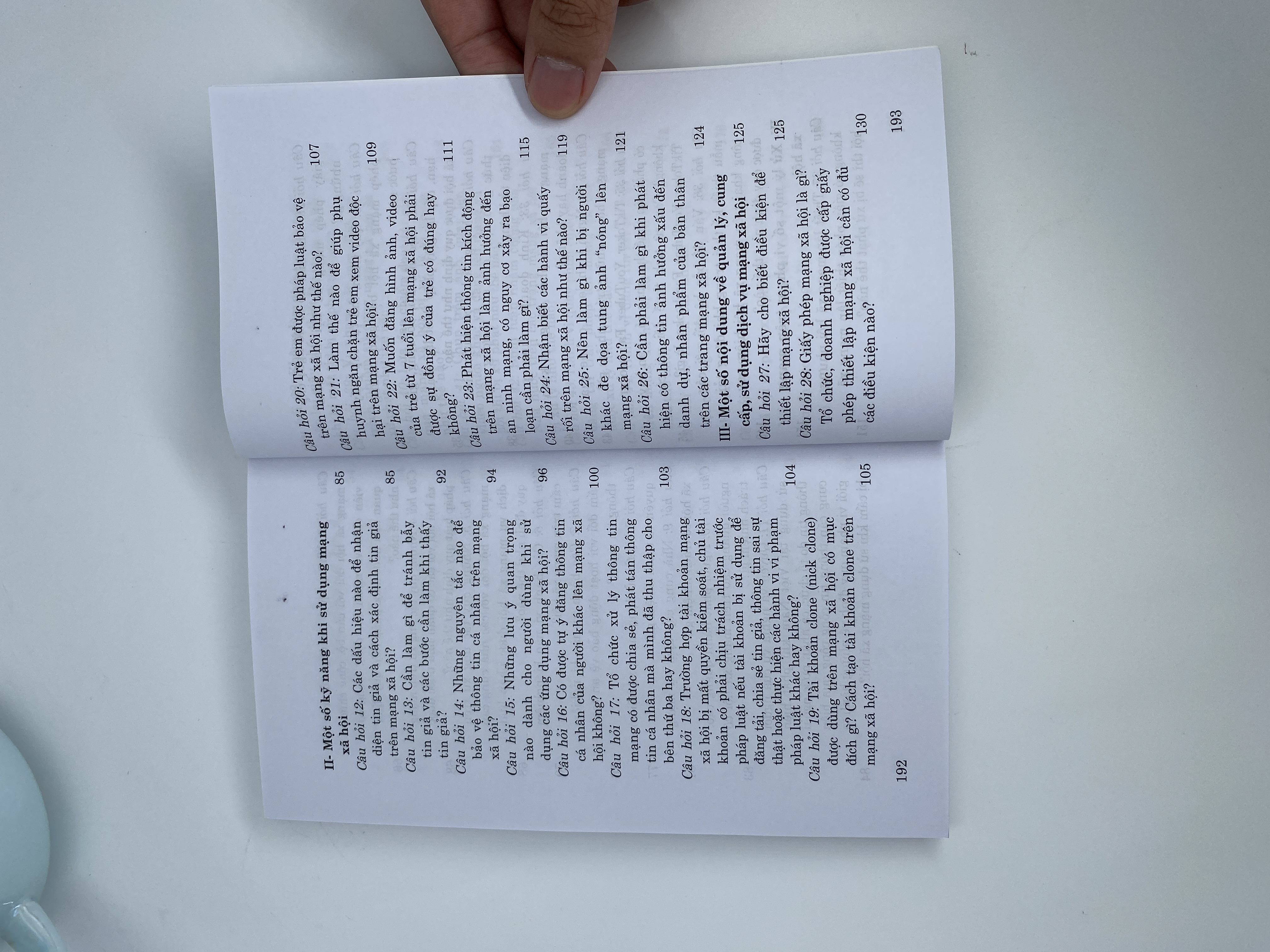 Sử dụng mạng xã hội đúng cách