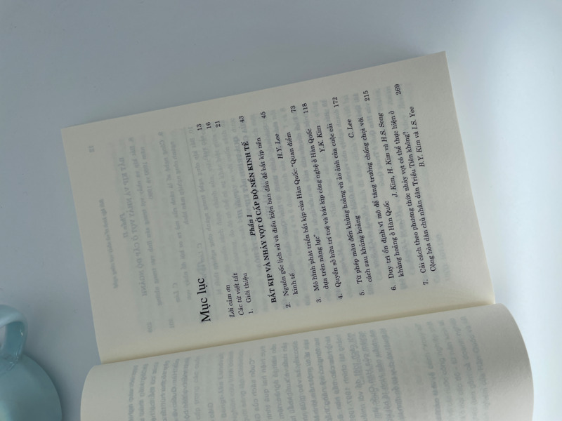 Bắt kịp kinh tế và nhảy vọt công nghệ: Con đường phát triển và ổn định kinh tế vĩ mô ở Hàn Quốc