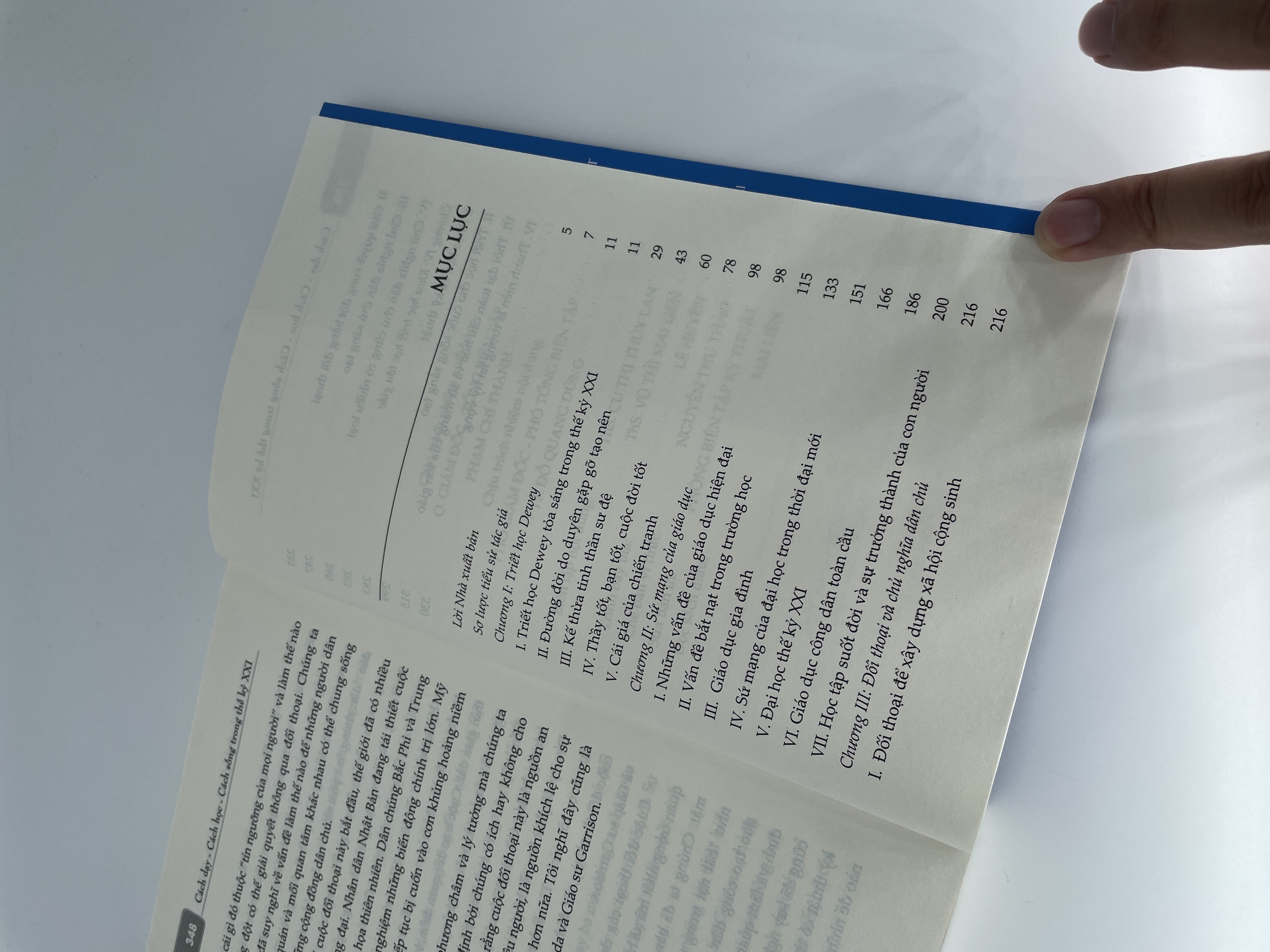 Cách dạy - Cách học - Cách sống trong thế kỷ XXI (Khảo sát triết lý giáo dục của Deway và Makiguchi...)