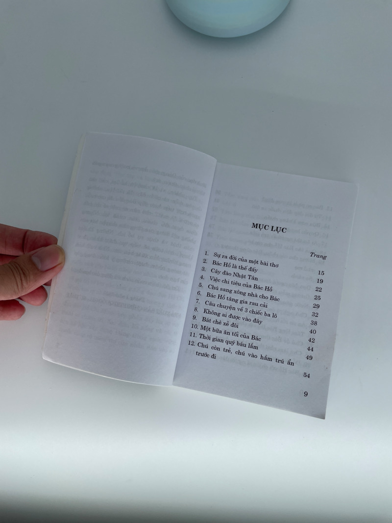 Những mẩu chuyện về tấm gương đạo đức Hồ Chí Minh - Tập 2