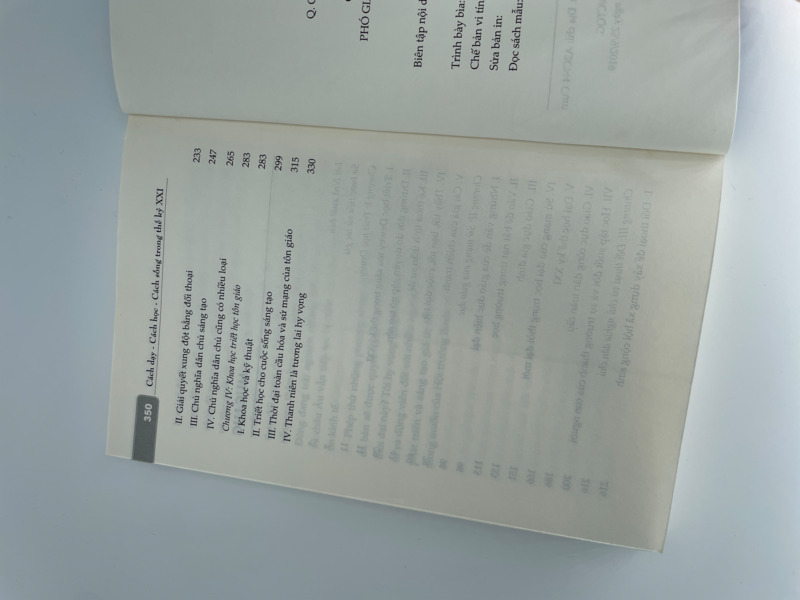 Cách dạy - Cách học - Cách sống trong thế kỷ XXI (Khảo sát triết lý giáo dục của Deway và Makiguchi...)