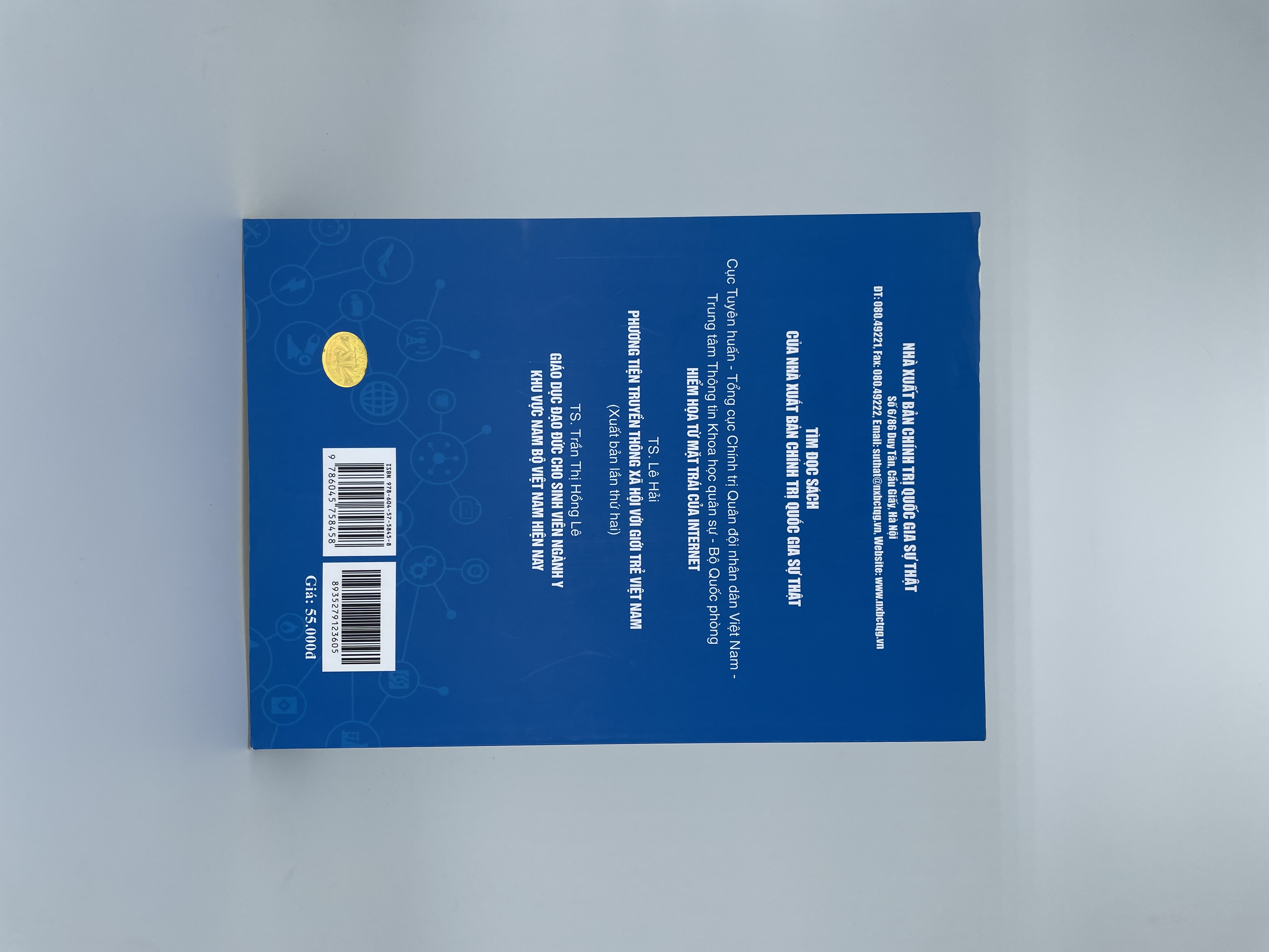 Xây dựng lối sống tích cực của sinh viên trước tác động của mạng xã hội hiện nay