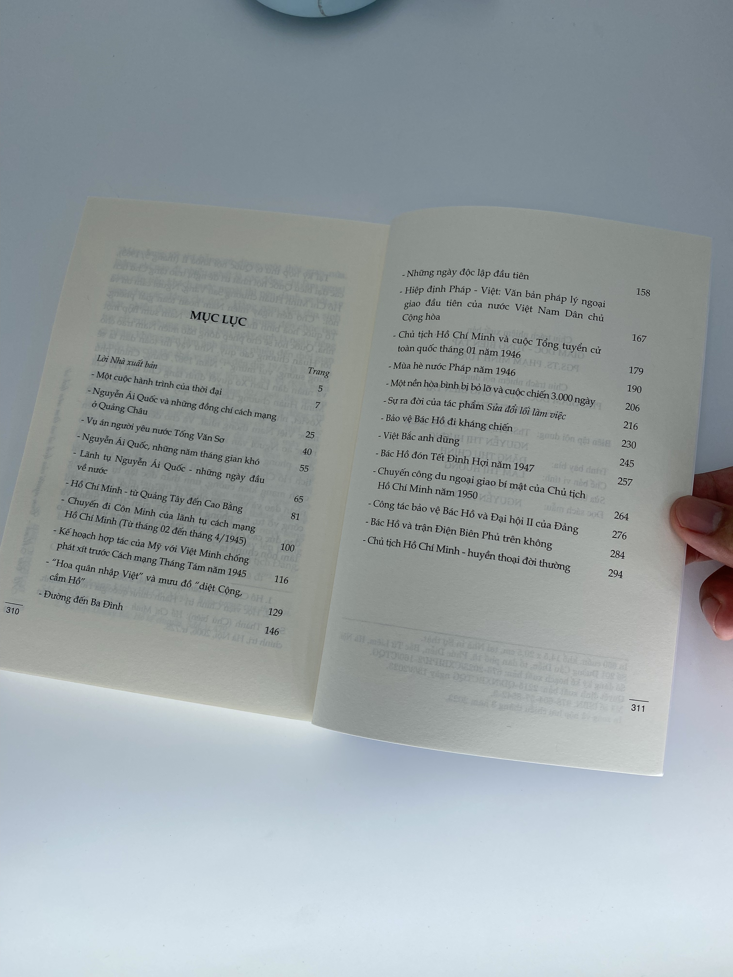 Hồ Chí Minh - Con người của lịch sử và làm nên lịch sử