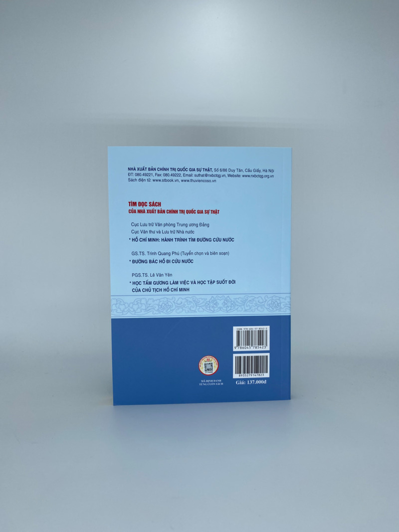 Hồ Chí Minh - Con người của lịch sử và làm nên lịch sử