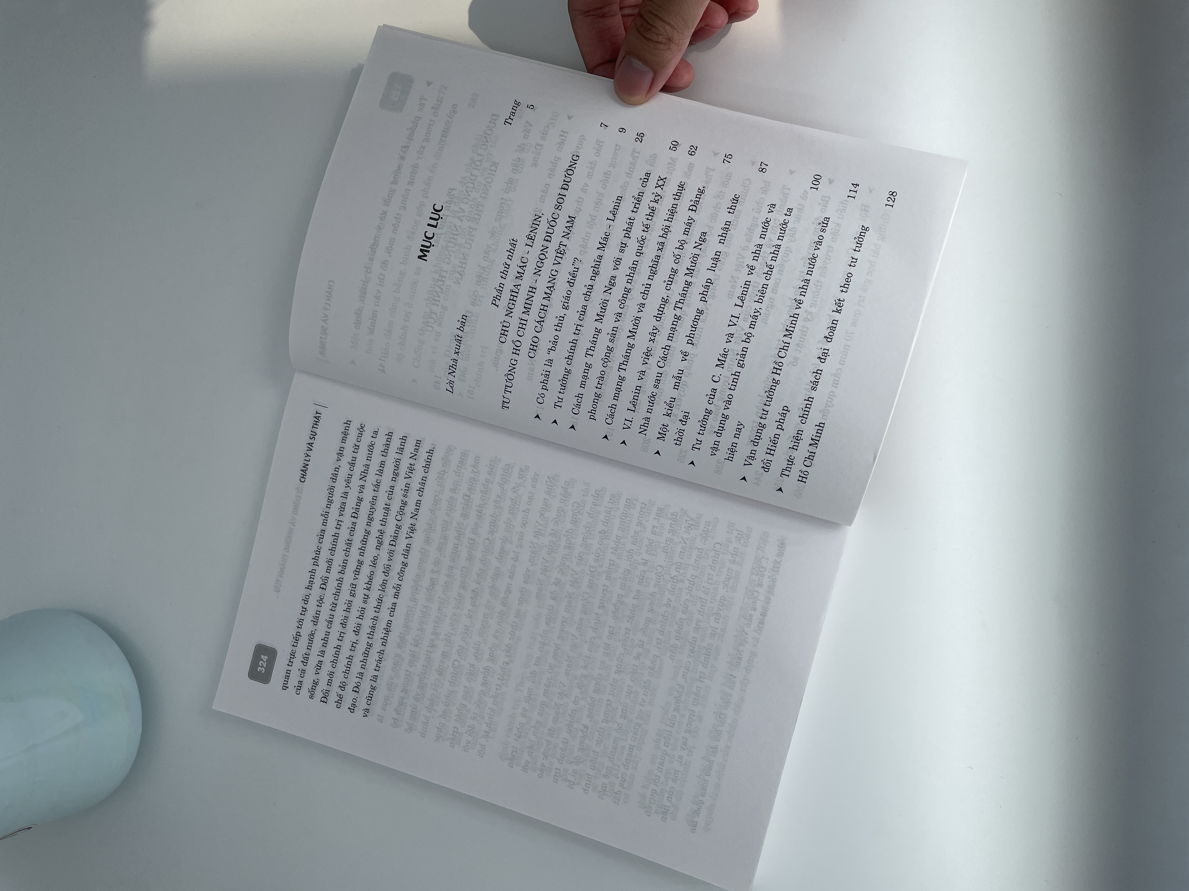 Chân lý và sự thật