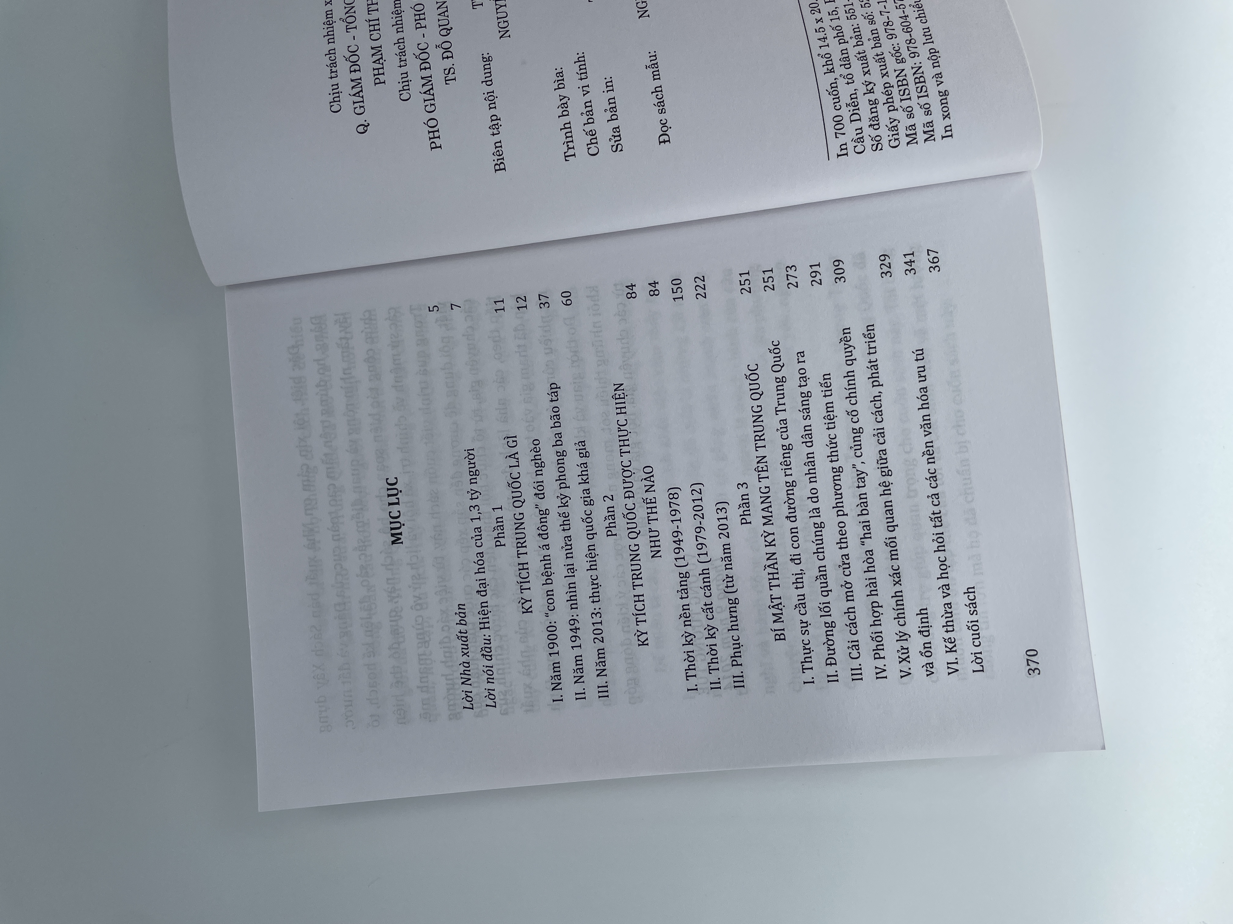 Bí mật thần kỳ mang tên Trung Quốc (Sách tham khảo)