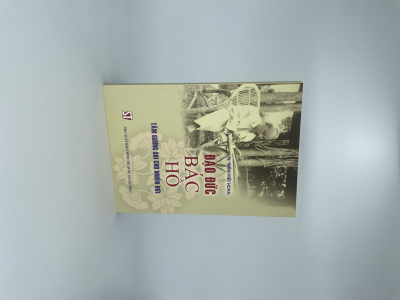 Đạo đức Bác Hồ- Tấm gương soi cho muôn đời