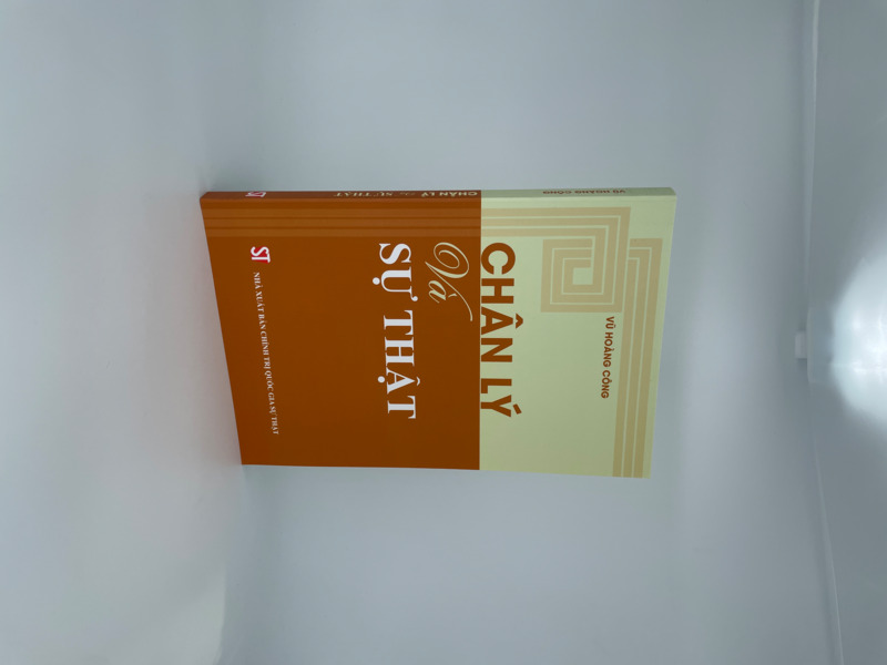 Chân lý và sự thật