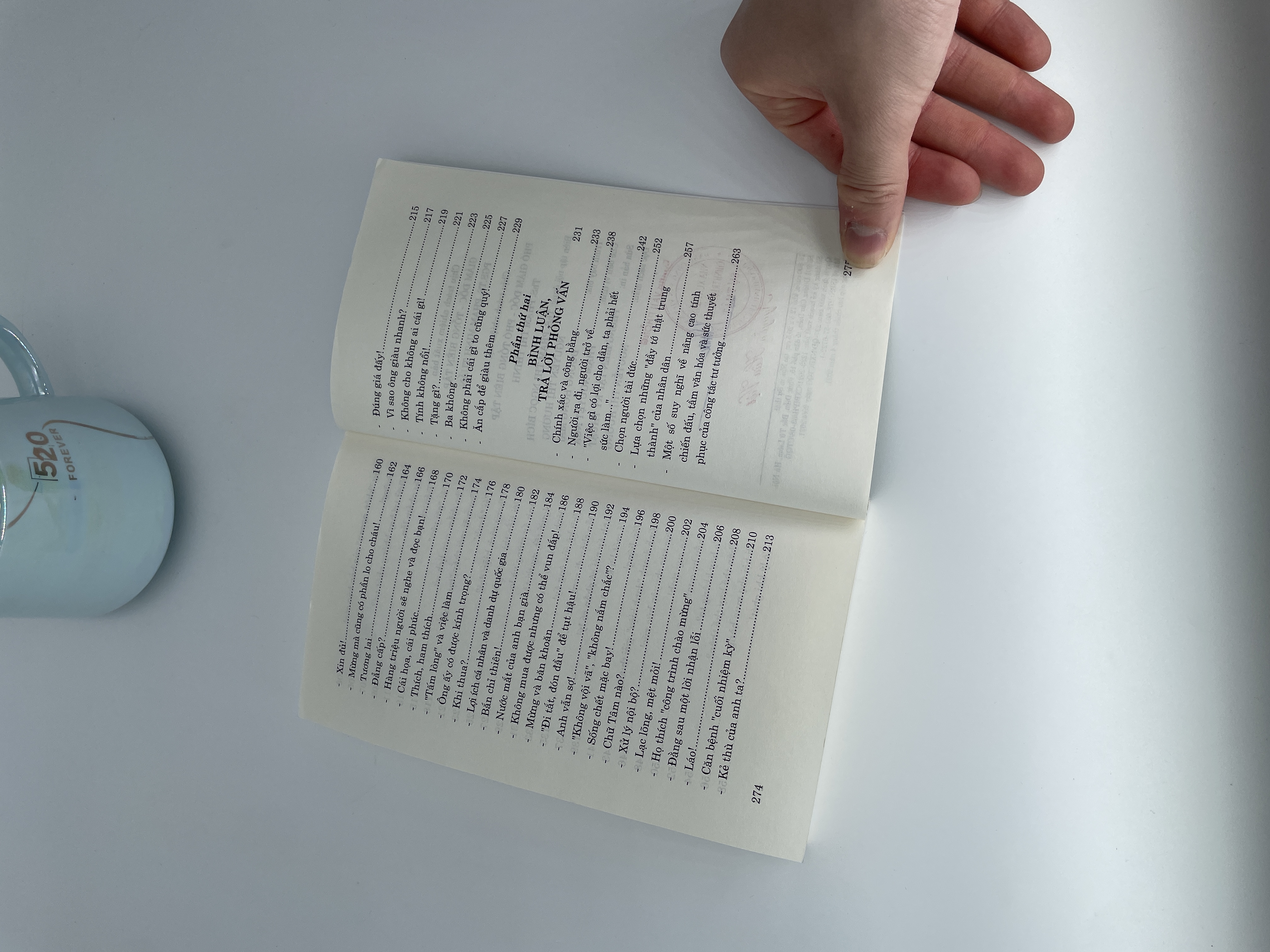 Xiếc - Tiểu phẩm báo chí