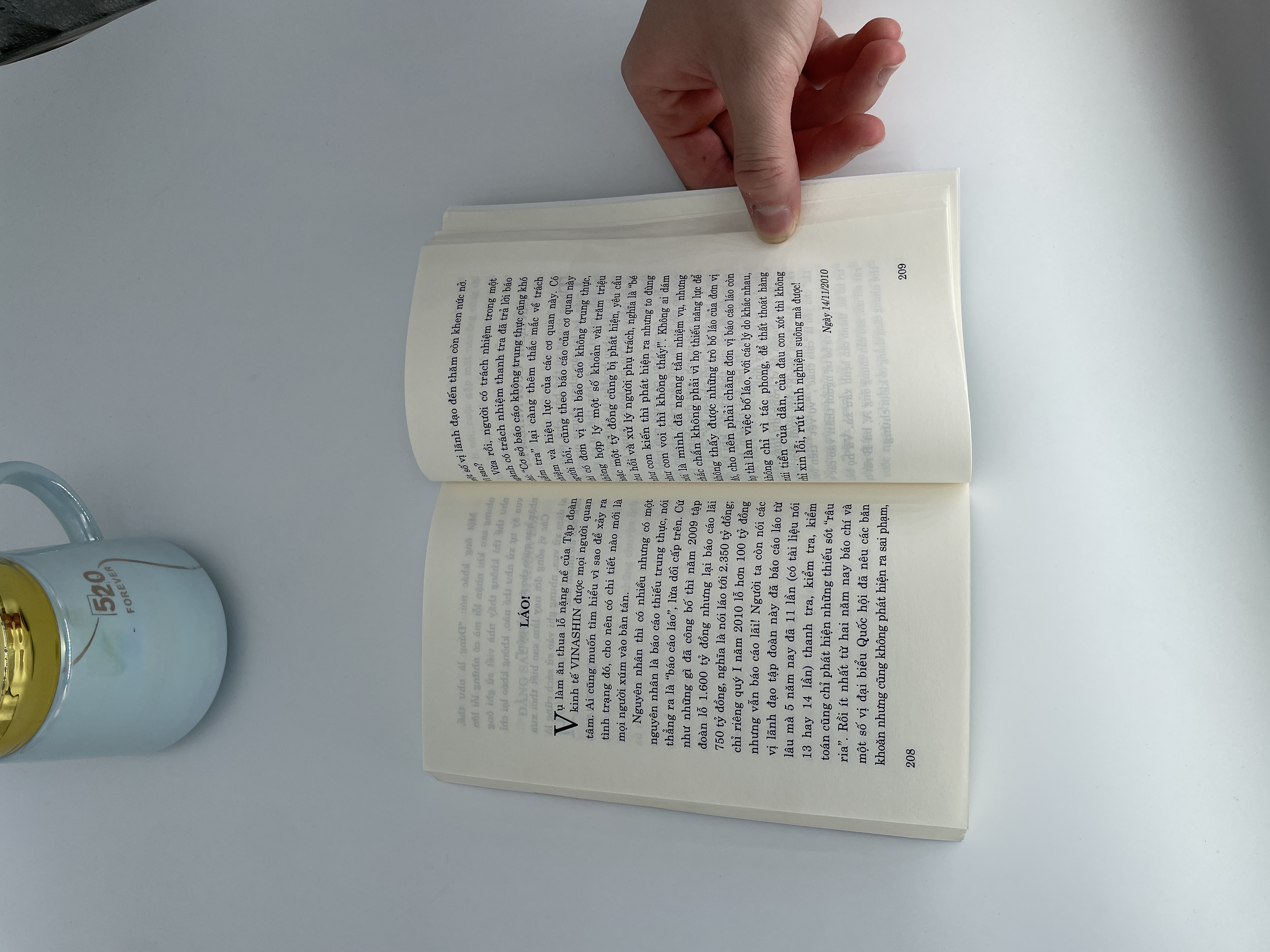 Xiếc - Tiểu phẩm báo chí