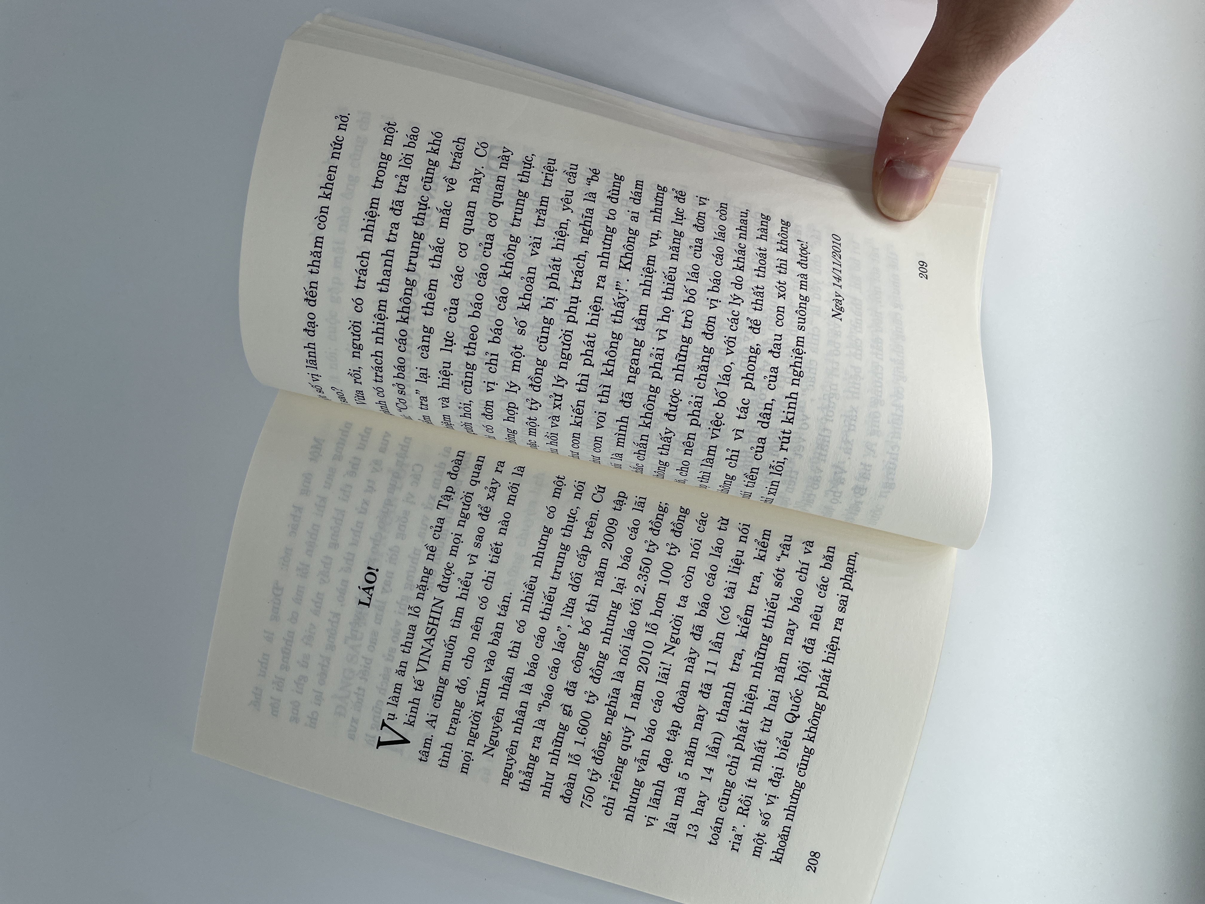 Xiếc - Tiểu phẩm báo chí