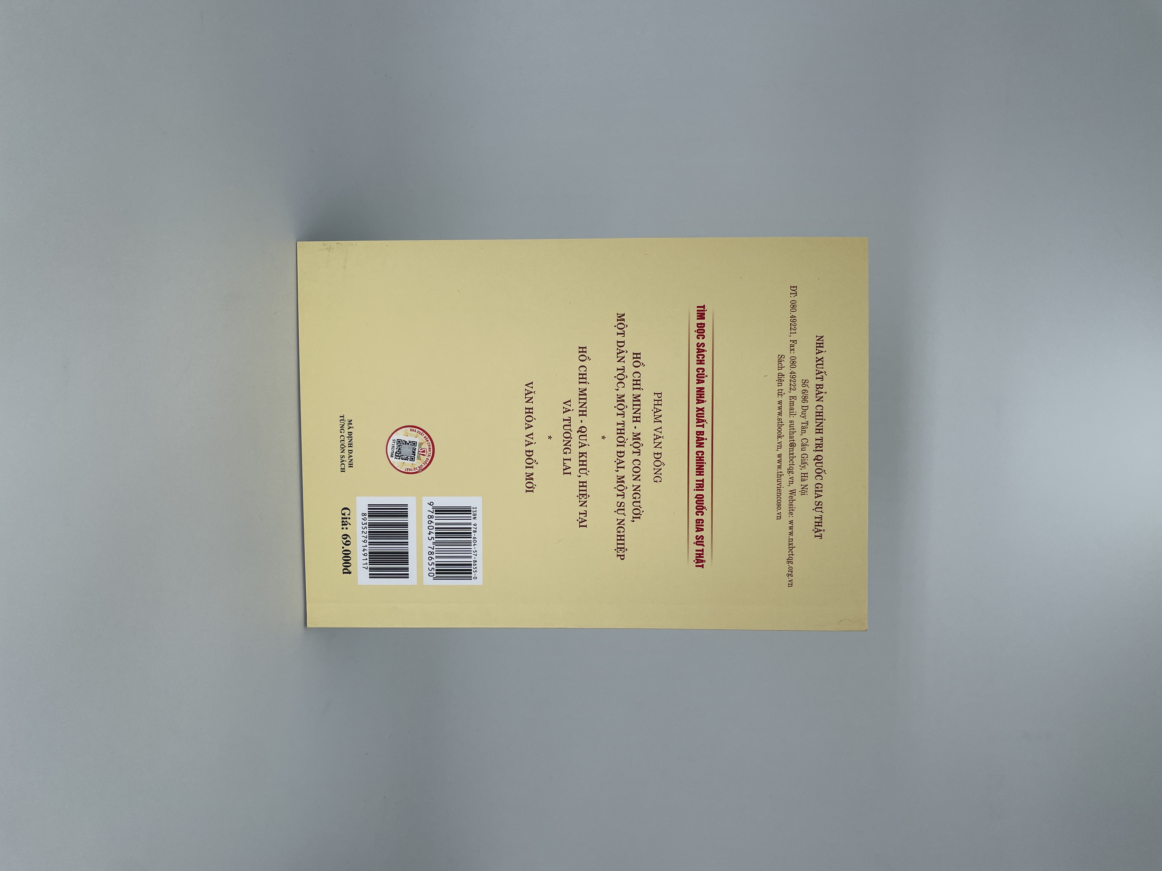 Hồ Chí Minh và con người Việt Nam trên con đường dân giàu, nước mạnh