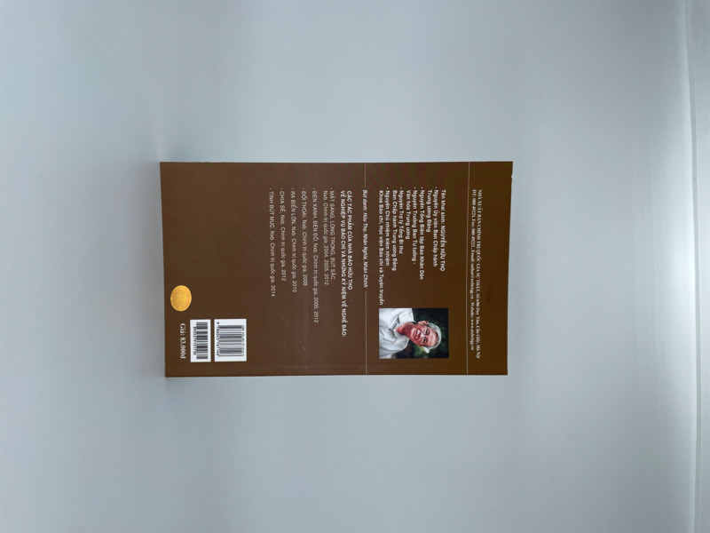 Mắt sáng lòng trong, bút sắc