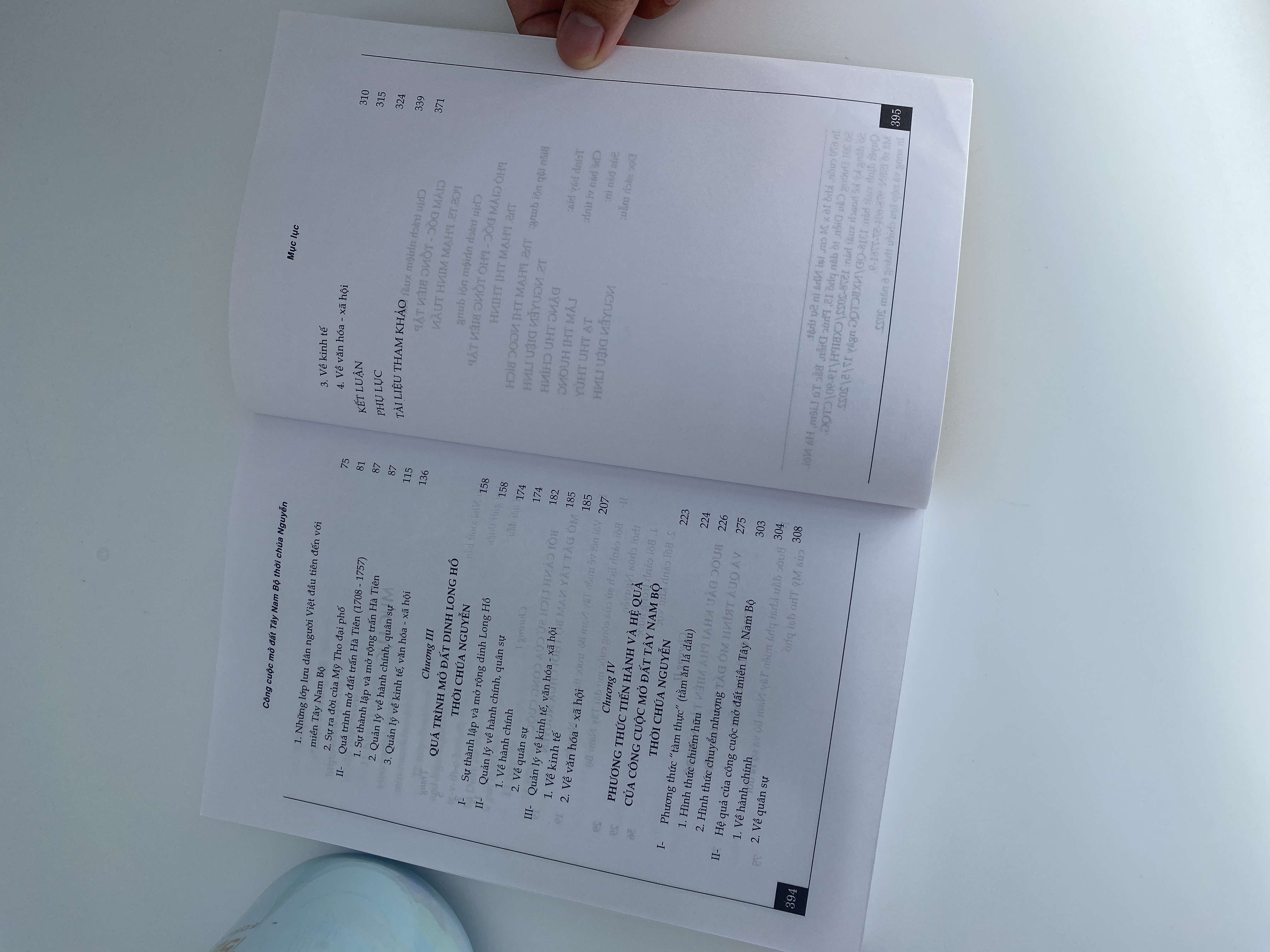 Công cuộc mở đất Tây Nam Bộ thời Chúa Nguyễn (Xuất bản lần thứ hai)