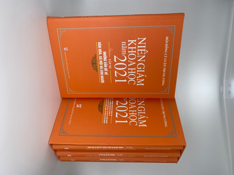 Niên giám khoa học năm 2021. Tập III: Những vấn đề về văn hóa, xã hội và con người