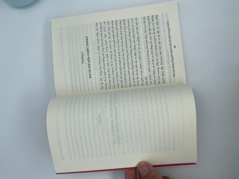 Vũ khí vô hình - Các hình thái chiến tranh trong kỷ nguyên mới (Sách tham khảo)