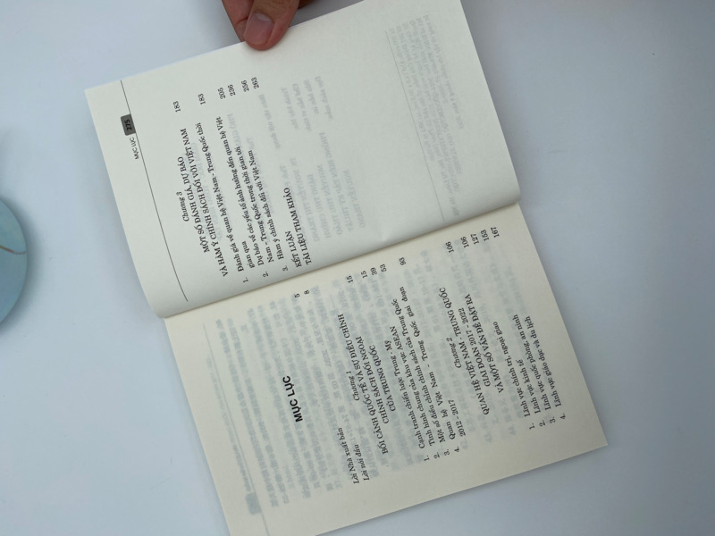 Quan hệ Việt Nam - Trung Quốc giai đoạn 2017 - 2022: Những điều chỉnh chính sách của Trung Quốc và hàm ý đối với Việt Nam (Sách tham khảo)