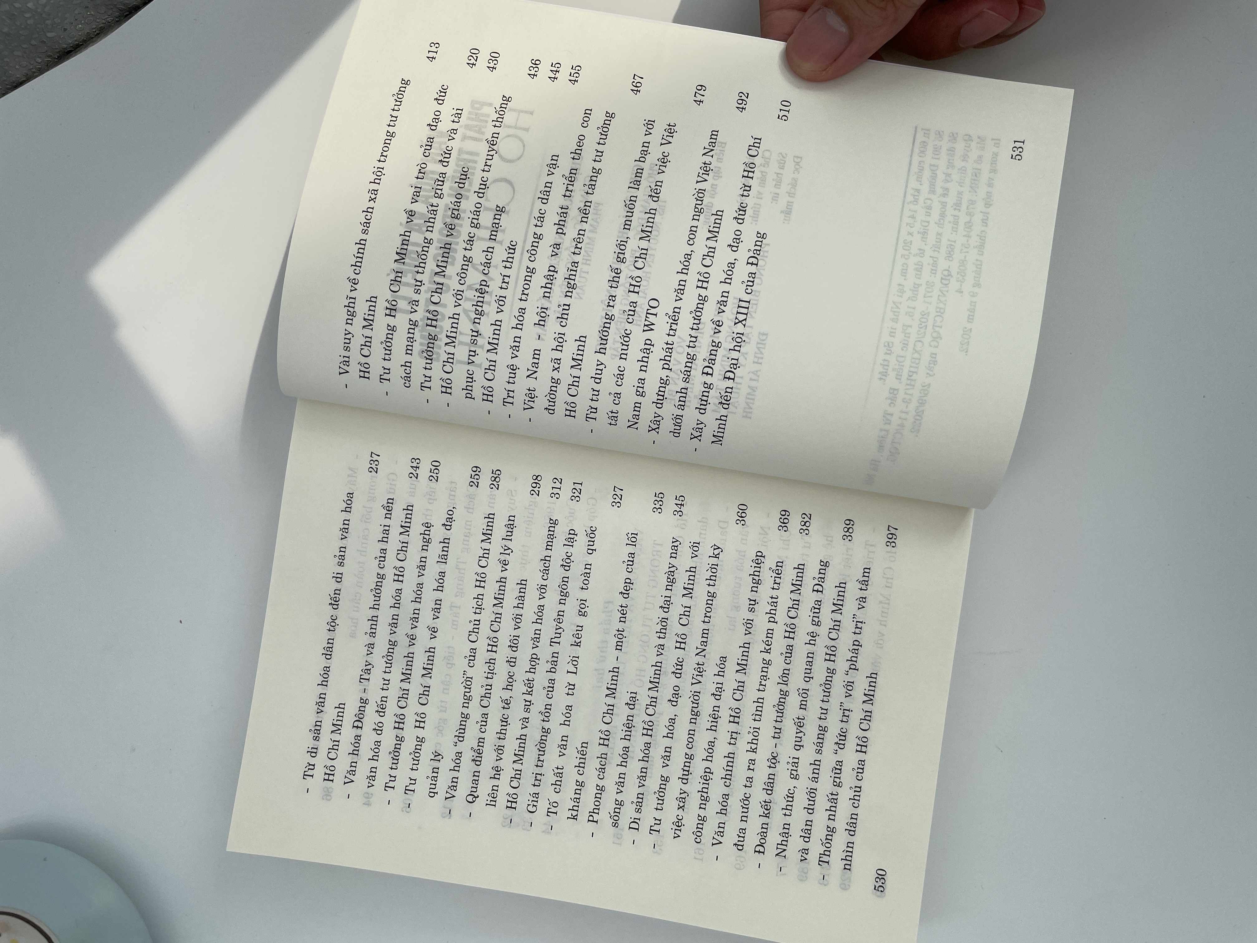 Văn hoá và triết lý phát triển trong tư tưởng Hồ Chí Minh