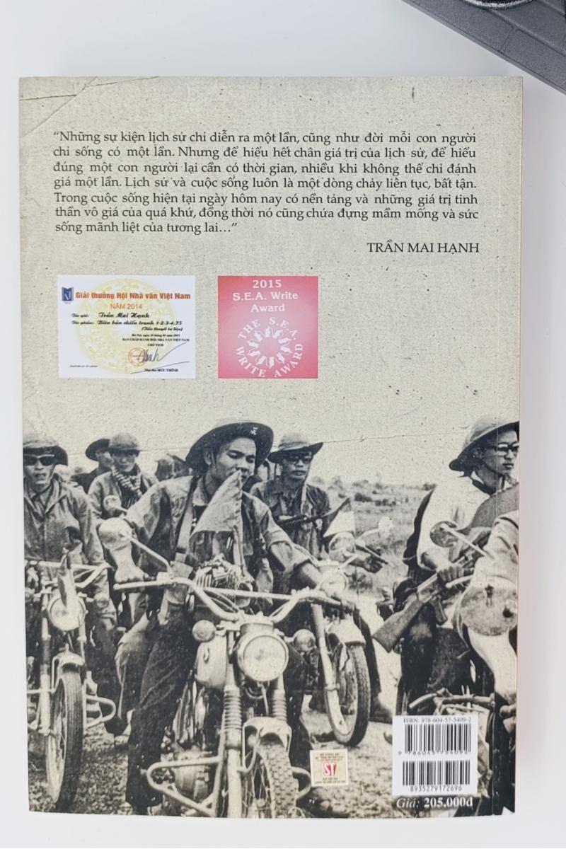 Biên bản chiến tranh 1-2-3-4. 1975 (Xuất bản lần thứ sáu)